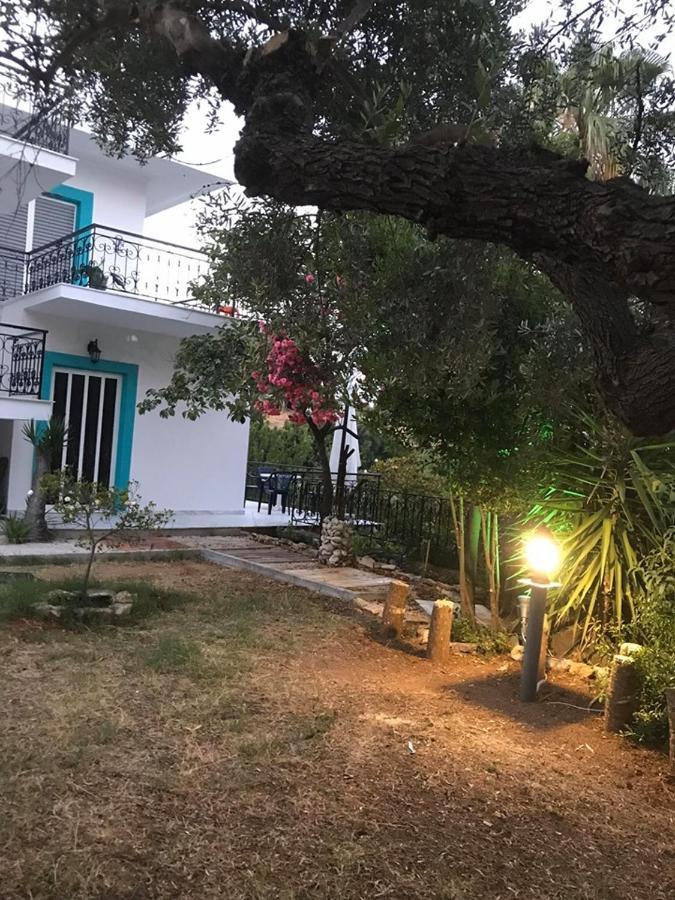 Kessaris Apartments Chrani Luaran gambar